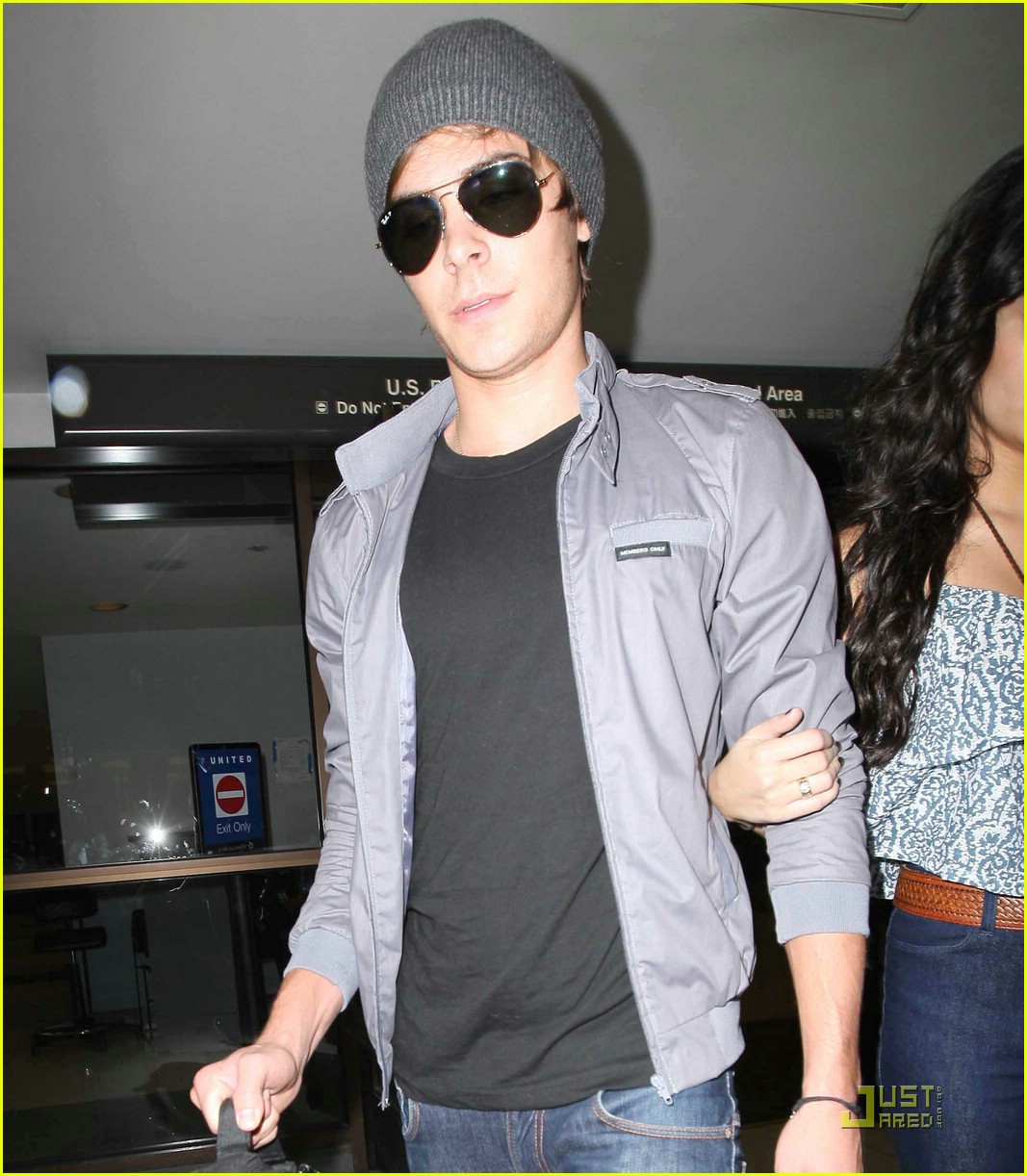 Zac & Vanessa: HSM3 Soundtrack Next Week!