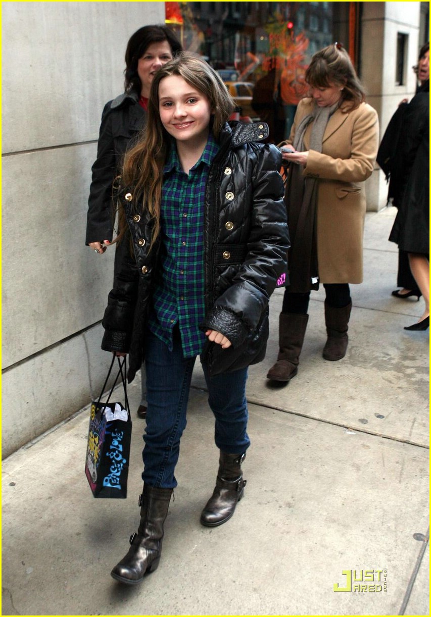 Abigail Breslin is a Barney's Shopper