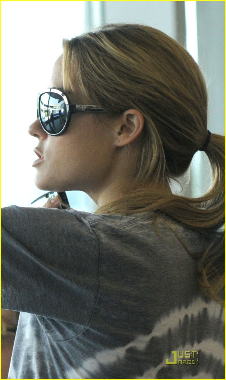 Lauren Conrad Takes To The Skies