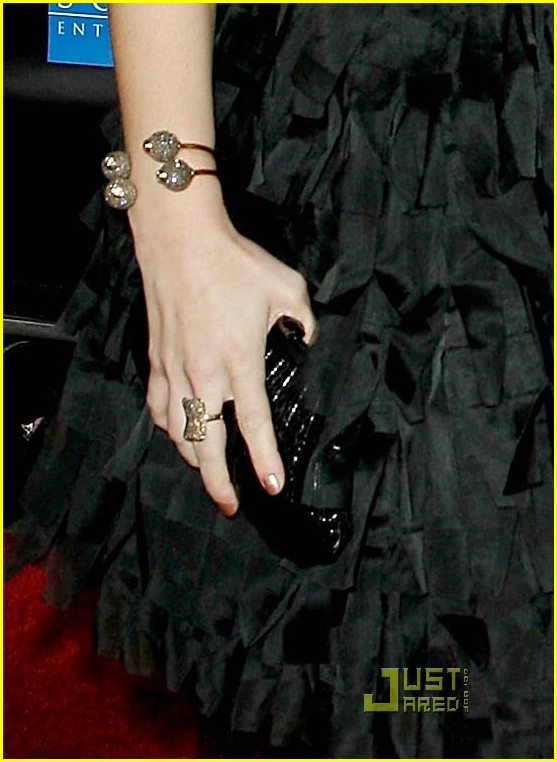 Ashley Greene Graces Twilight 