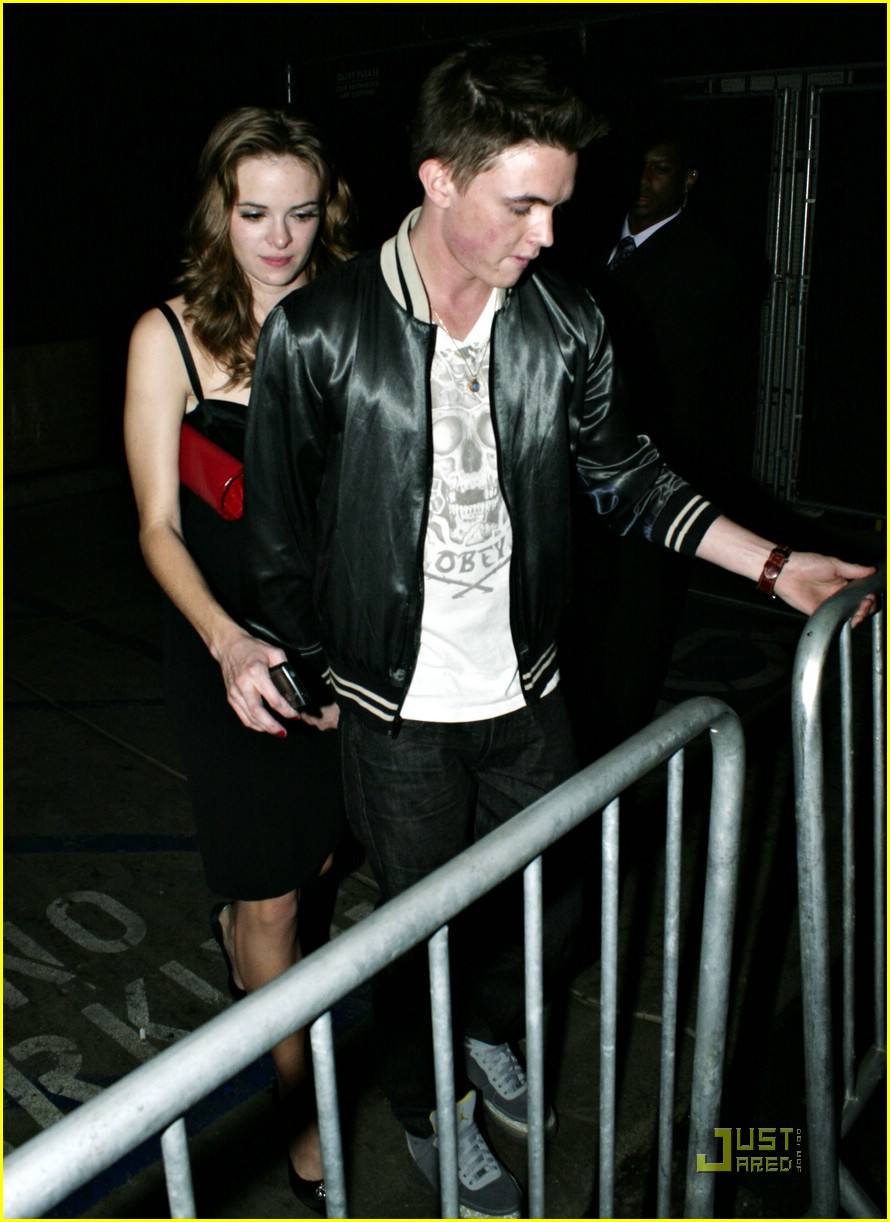 Jesse McCartney & Danielle Panabaker's Date Night