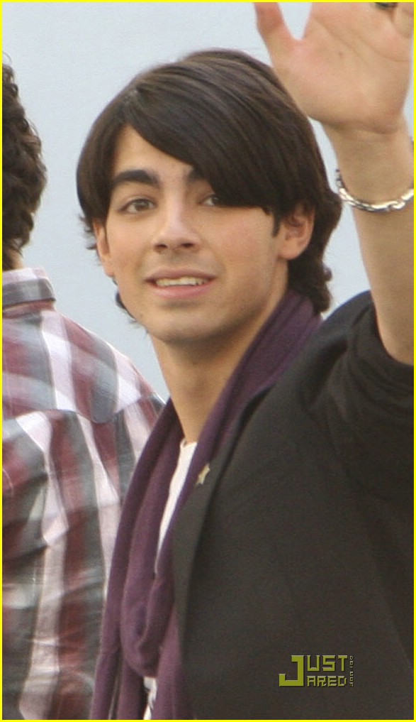 Joe Jonas: Camilla Belle is a Wonderful Girl