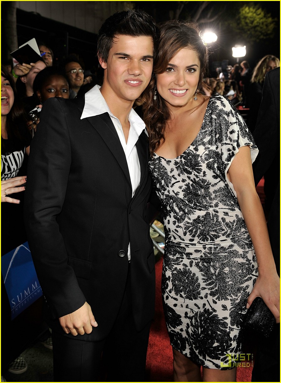 Taylor Lautner Premieres Twilight