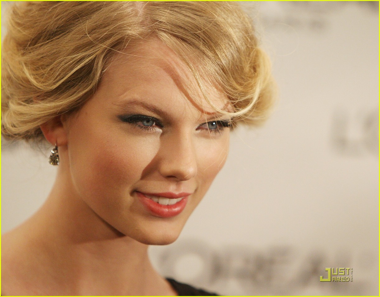 Taylor Swift: My Biggest Splurge Is My Tour Bus