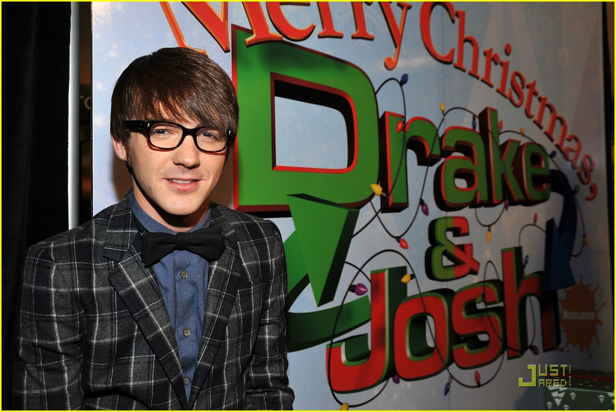 Drake Bell & Josh Peck Wish You A Merry Christmas