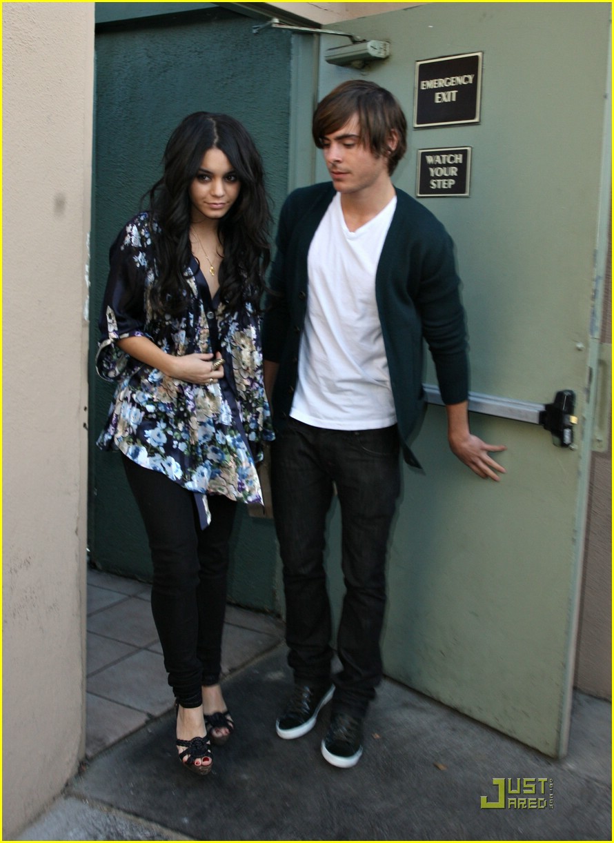 Zac to Vanessa: Happy 20th Birthday!