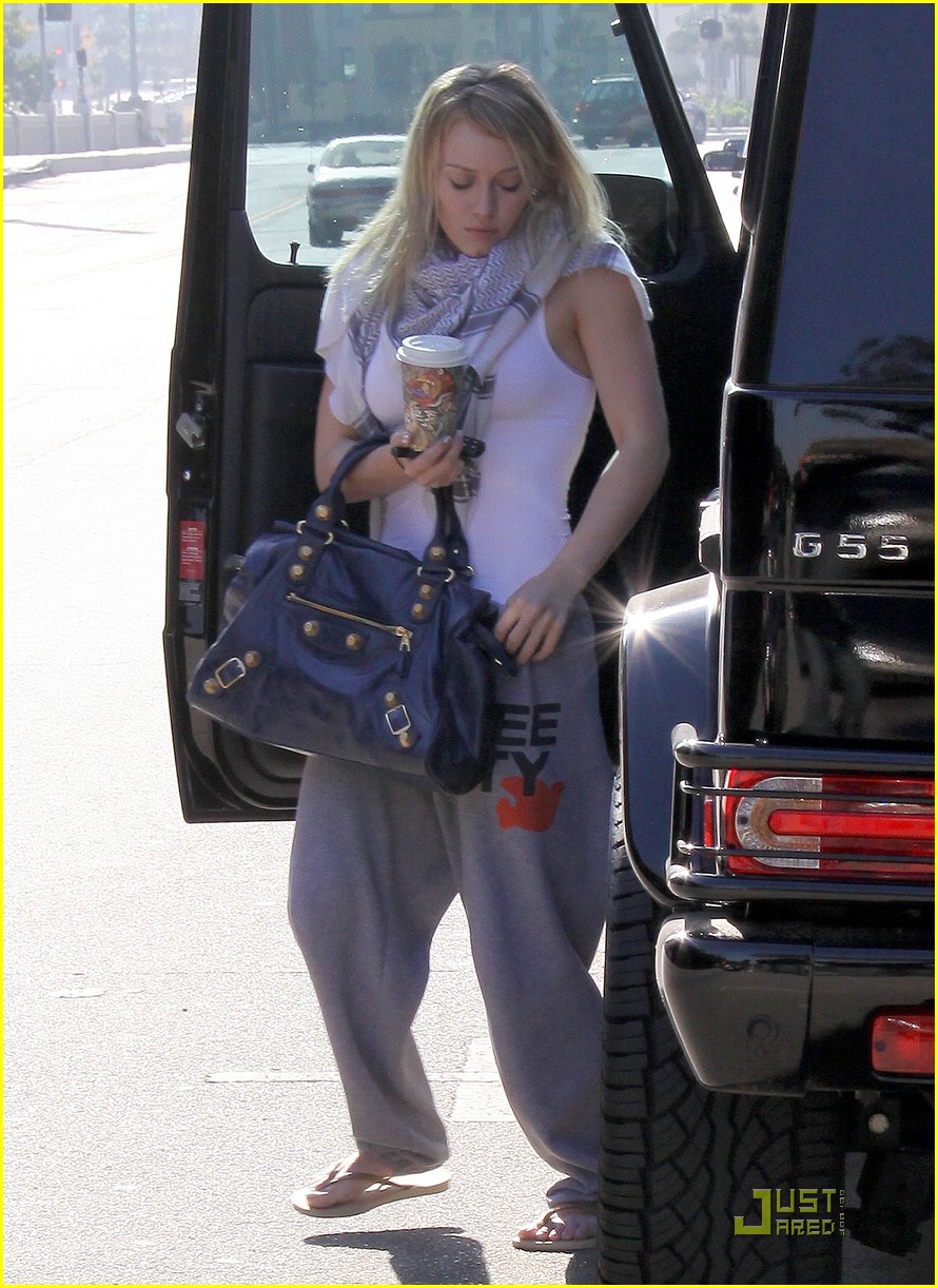Hilary Duff Crushes on Chuck Bass