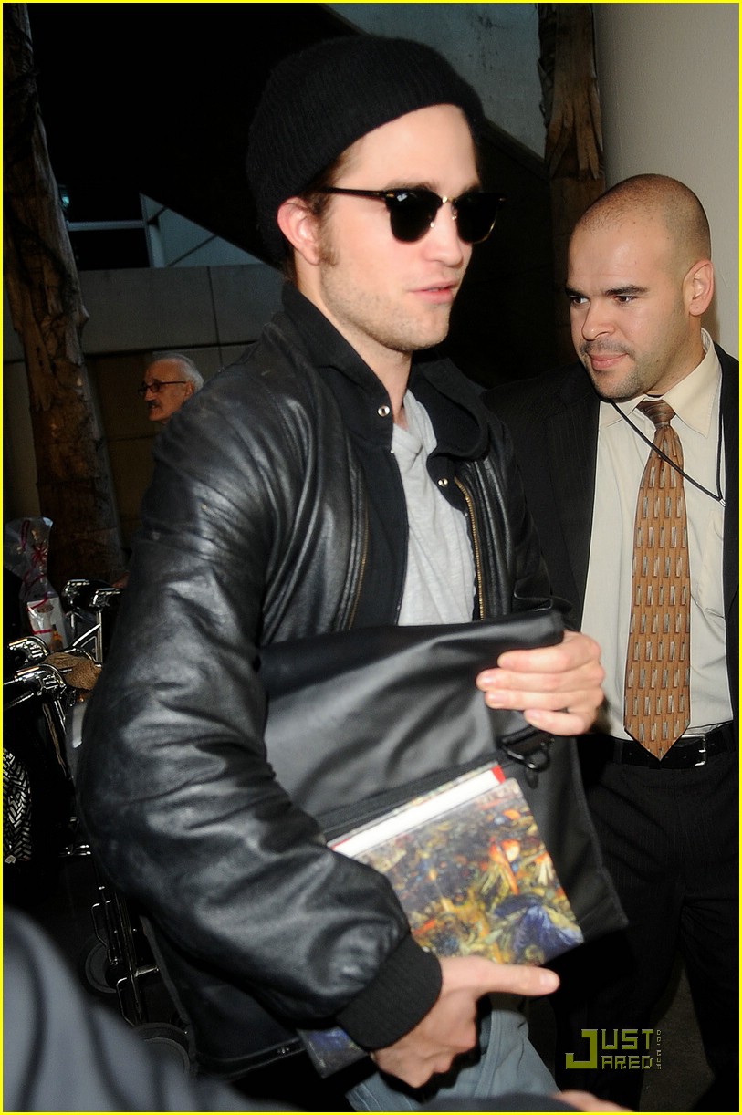 Robert Pattinson: Bundle of Books