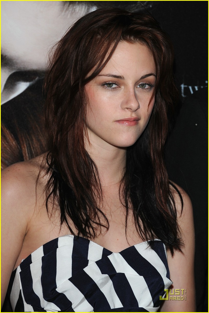Kristen Stewart is Paris Stripe Pretty