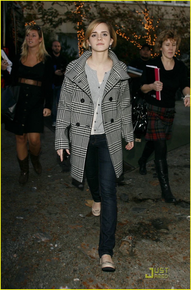 Emma Watson is Santa Monica Sweet