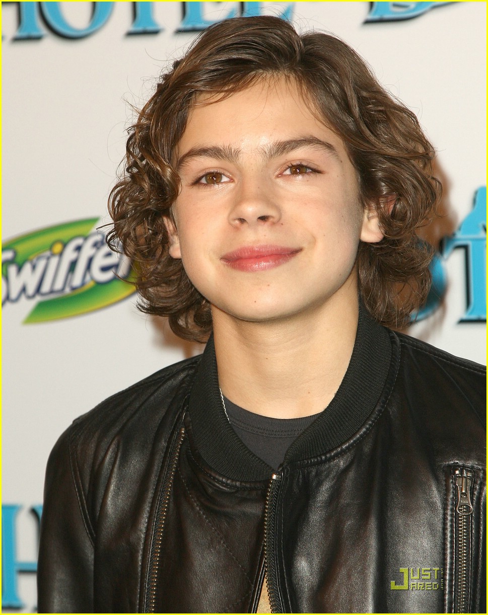 Jake T. Austin Has A Hotel For Dogs