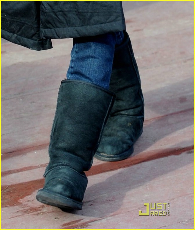 Emma Roberts is Snowboarding Sweet