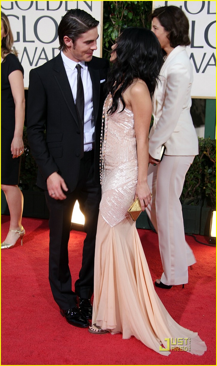 Vanessa Hudgens - Golden Globe Awards 2009