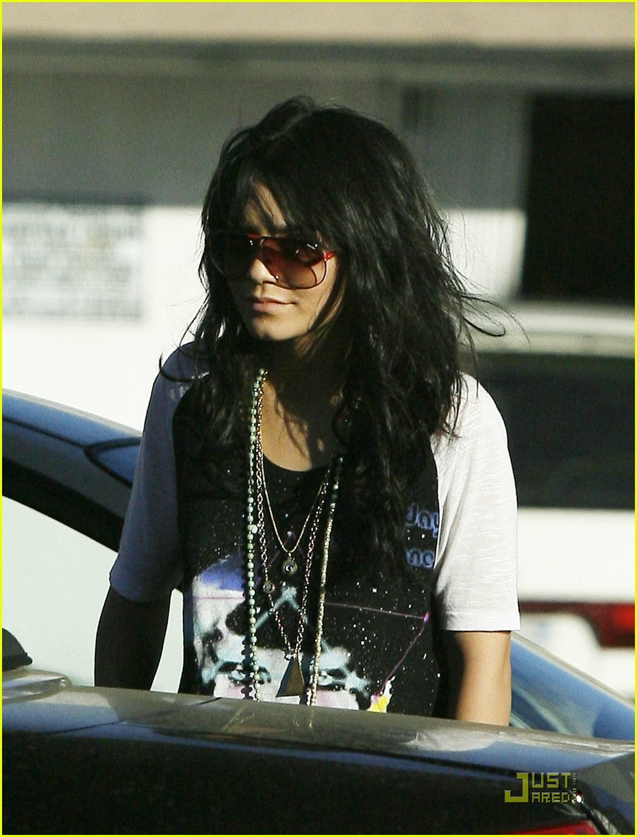 Vanessa Hudgens Sees The Light