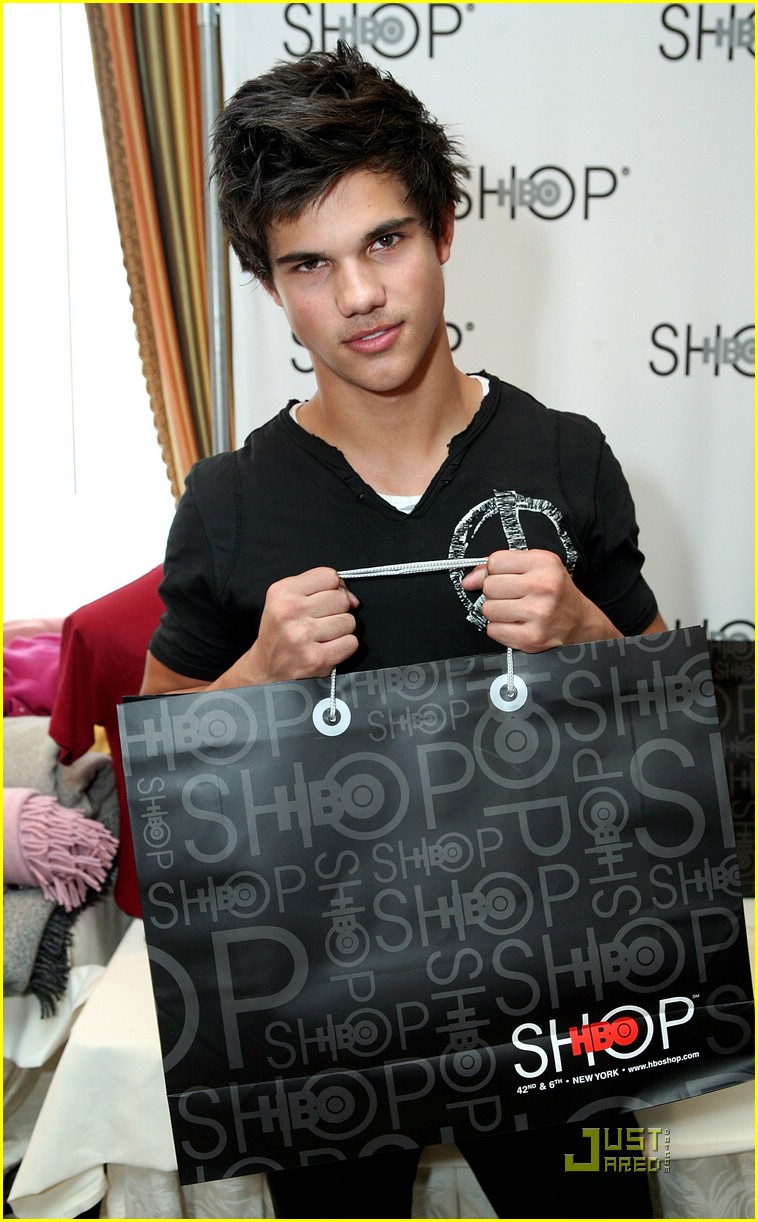 Taylor Lautner: Muscles For Hire