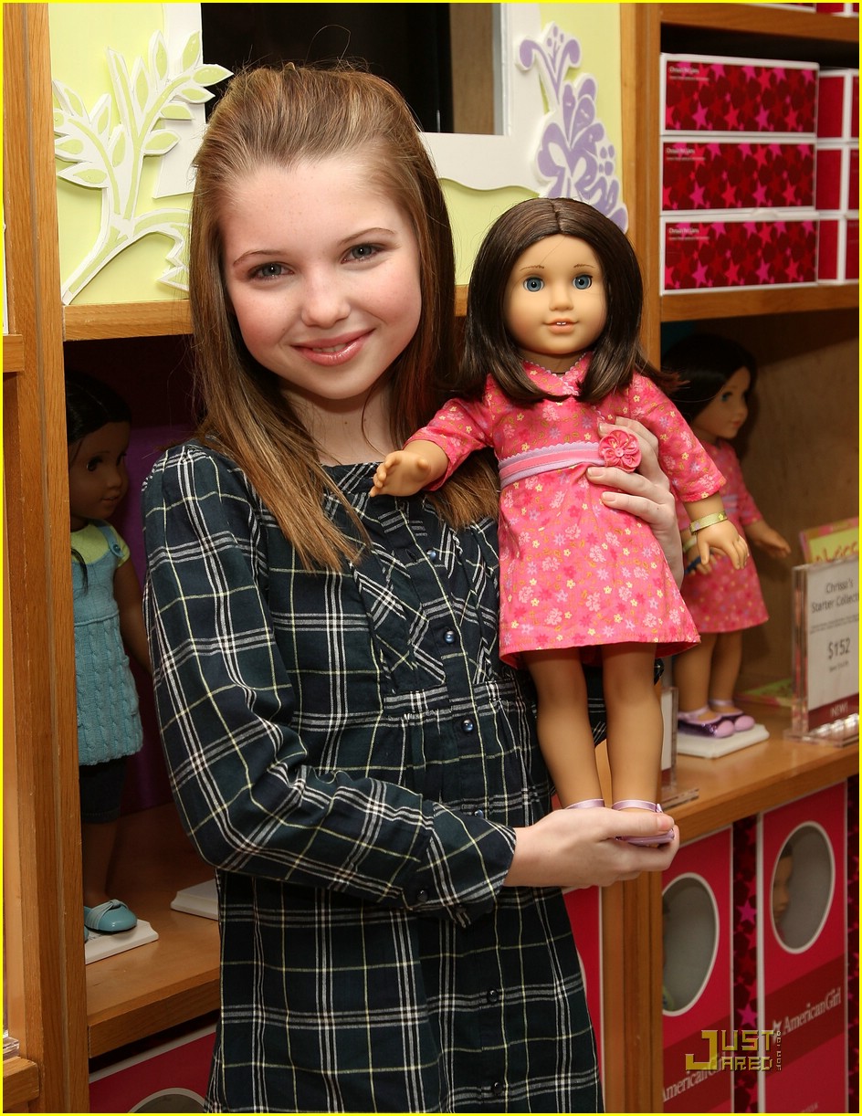 Sammi Hanratty is an American Girl