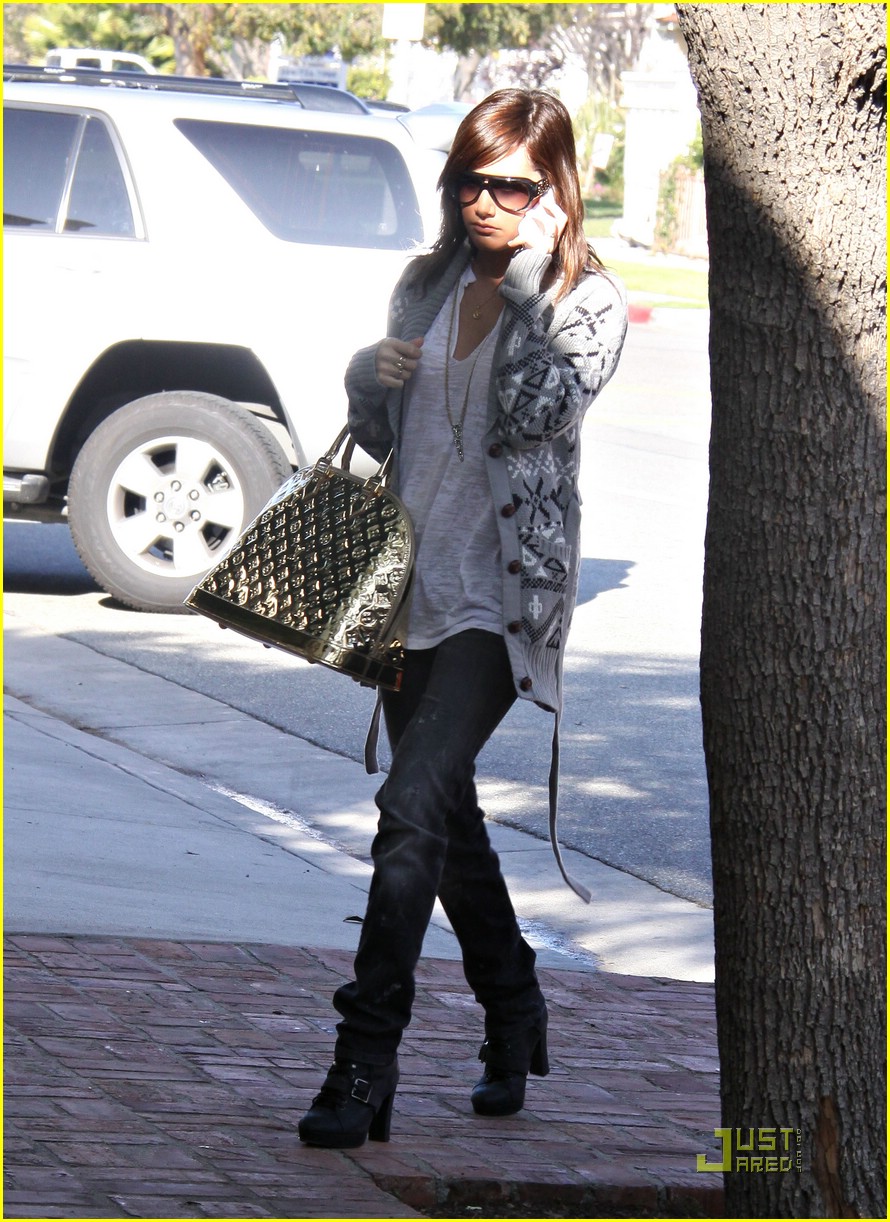 The Suite Life on Deck With Ashley Tisdale