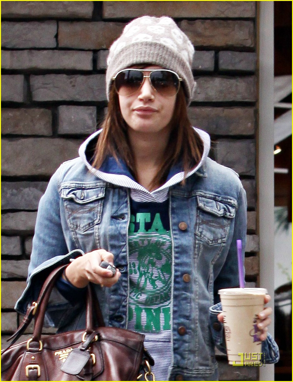 Ashley Tisdale is Prada Pretty
