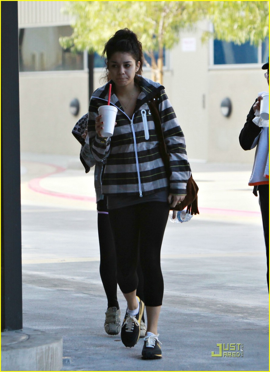 Vanessa Hudgens is Smoothie Sweet