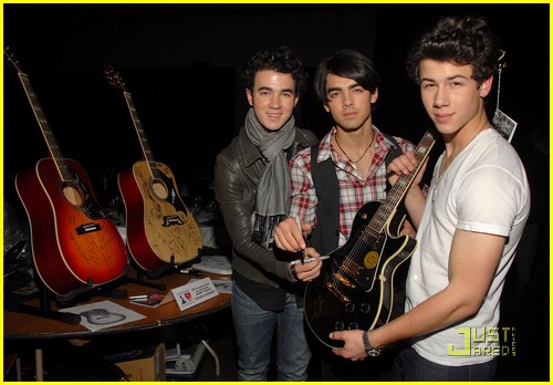 Jonas Brothers Care About MusiCares