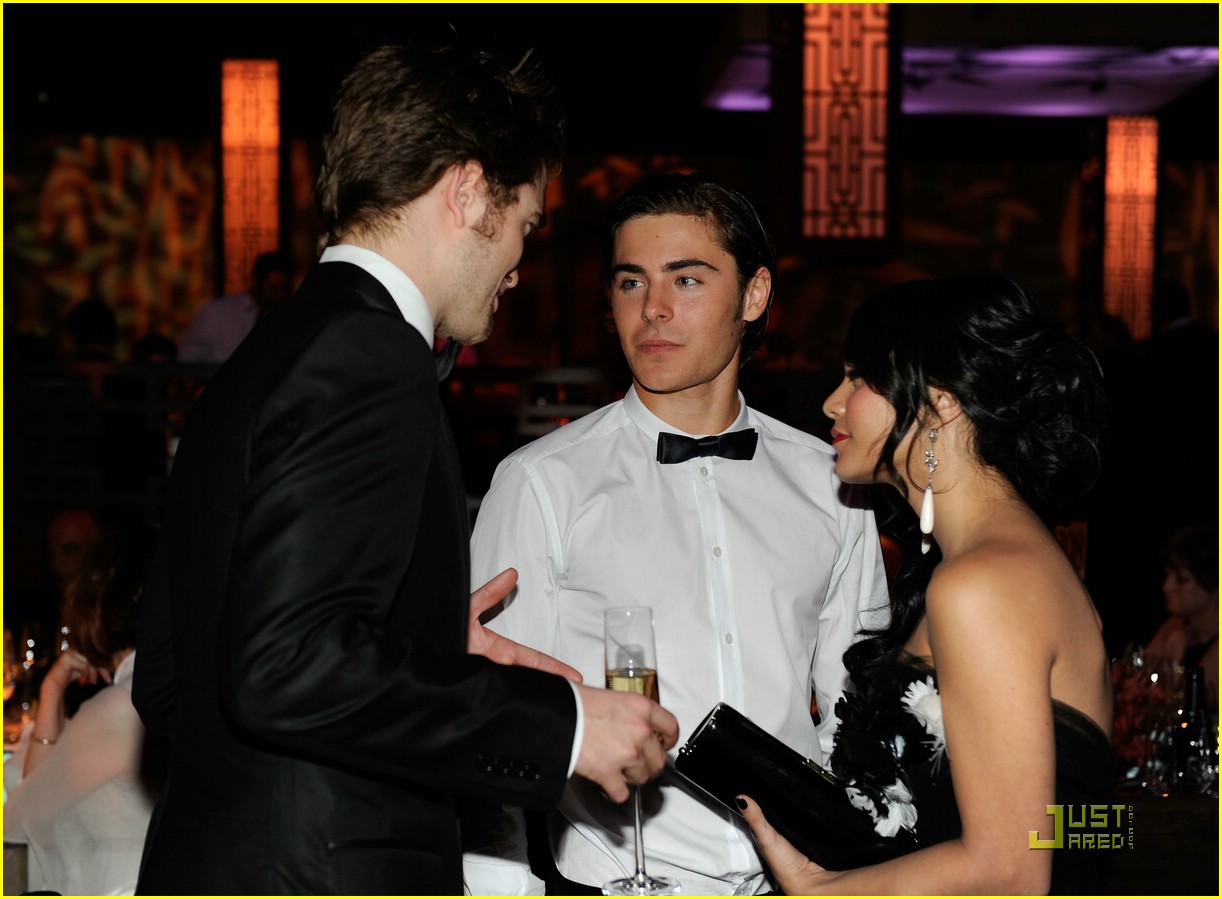 Robert Pattinson: Oscars Are Insane!