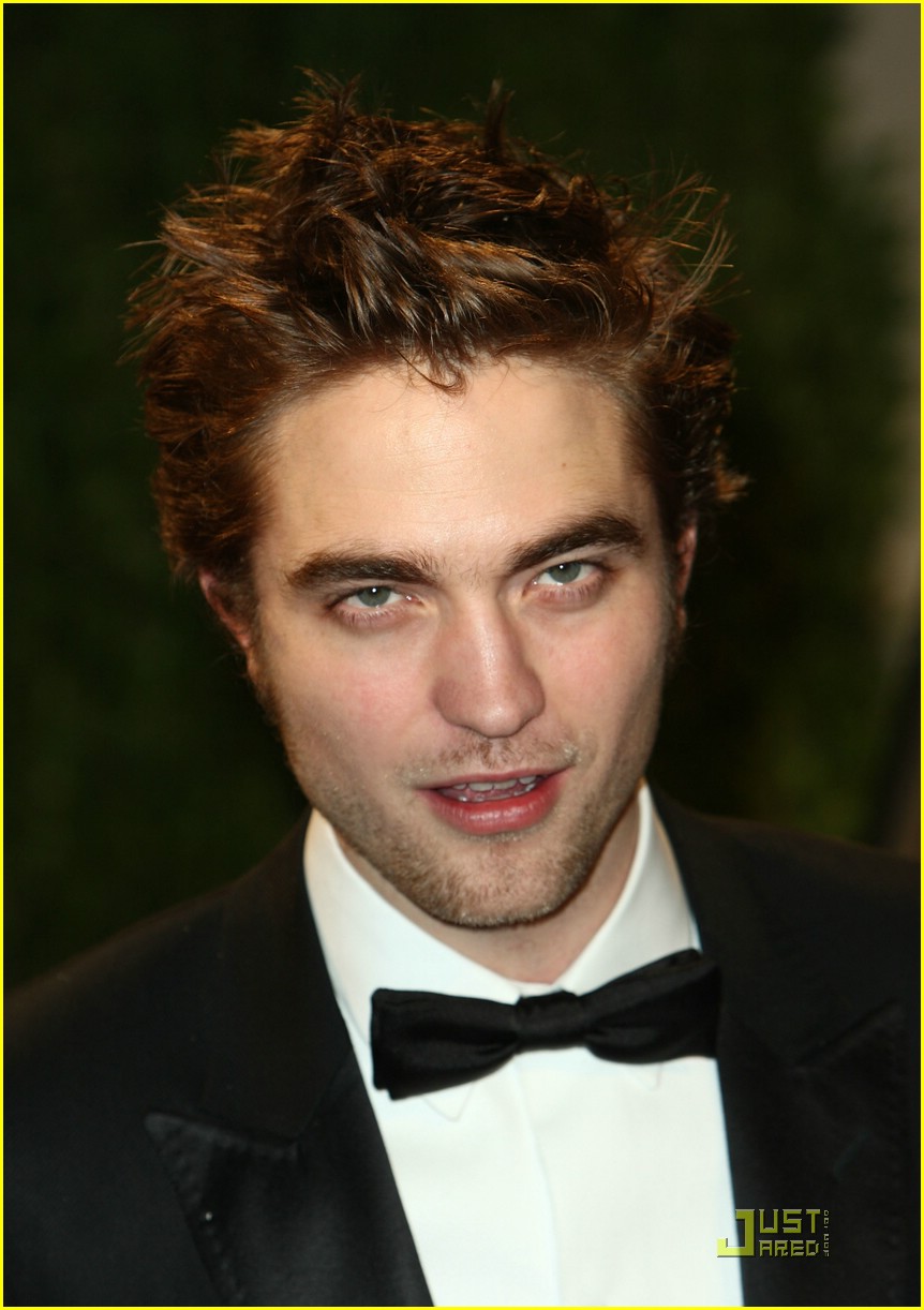 Robert Pattinson: Oscars Are Insane!