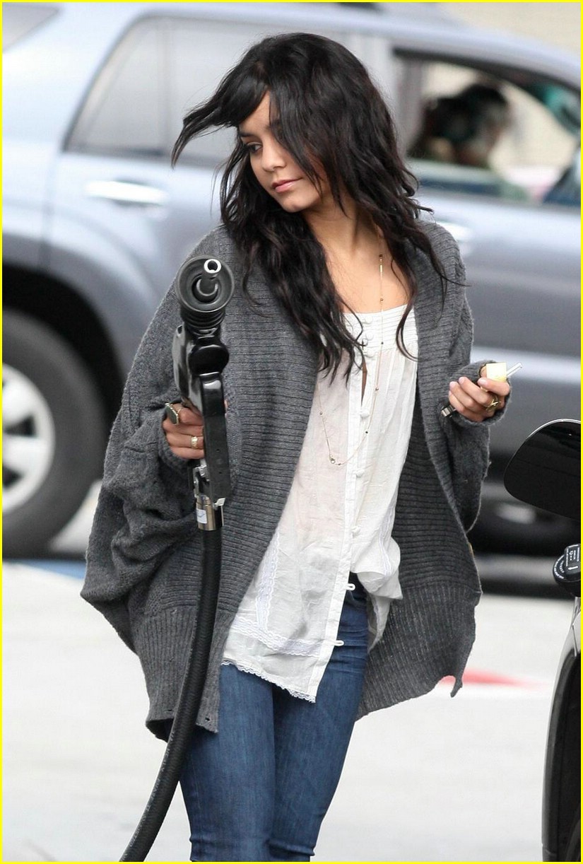 Vanessa Hudgens is Gas Station Gorgeous