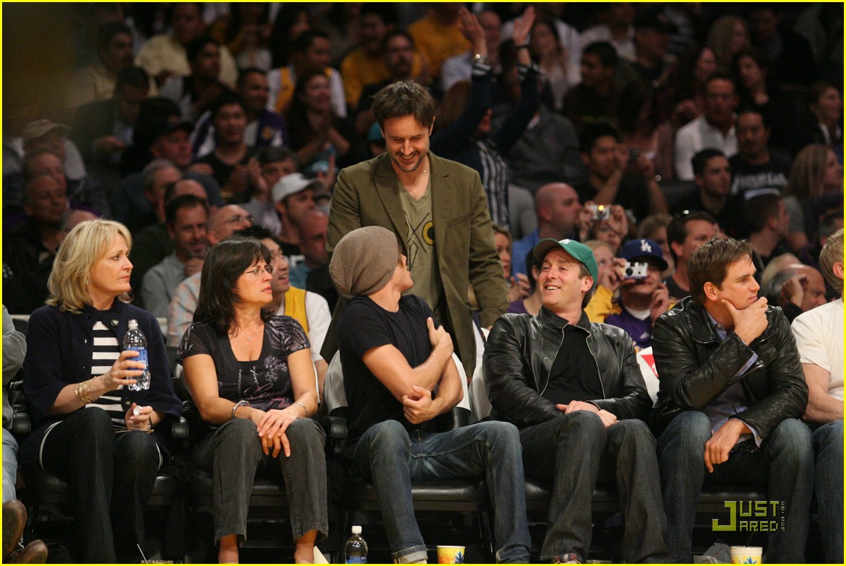 Zac Efron: Let's Go Lakers!