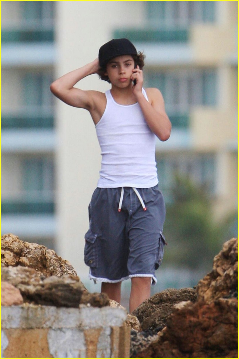 Jake T. Austin Pop & Locks