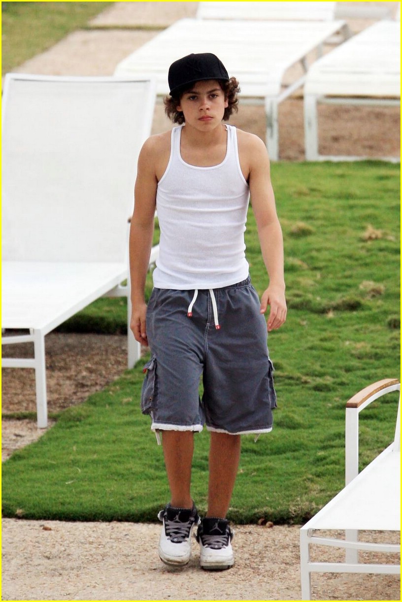 Jake T. Austin Pop & Locks