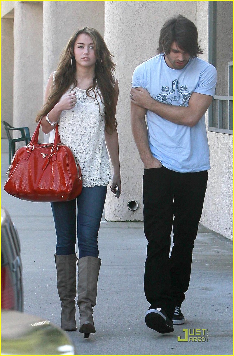 Miley Cyrus & Justin Gaston: Studio Cafe Sweeties