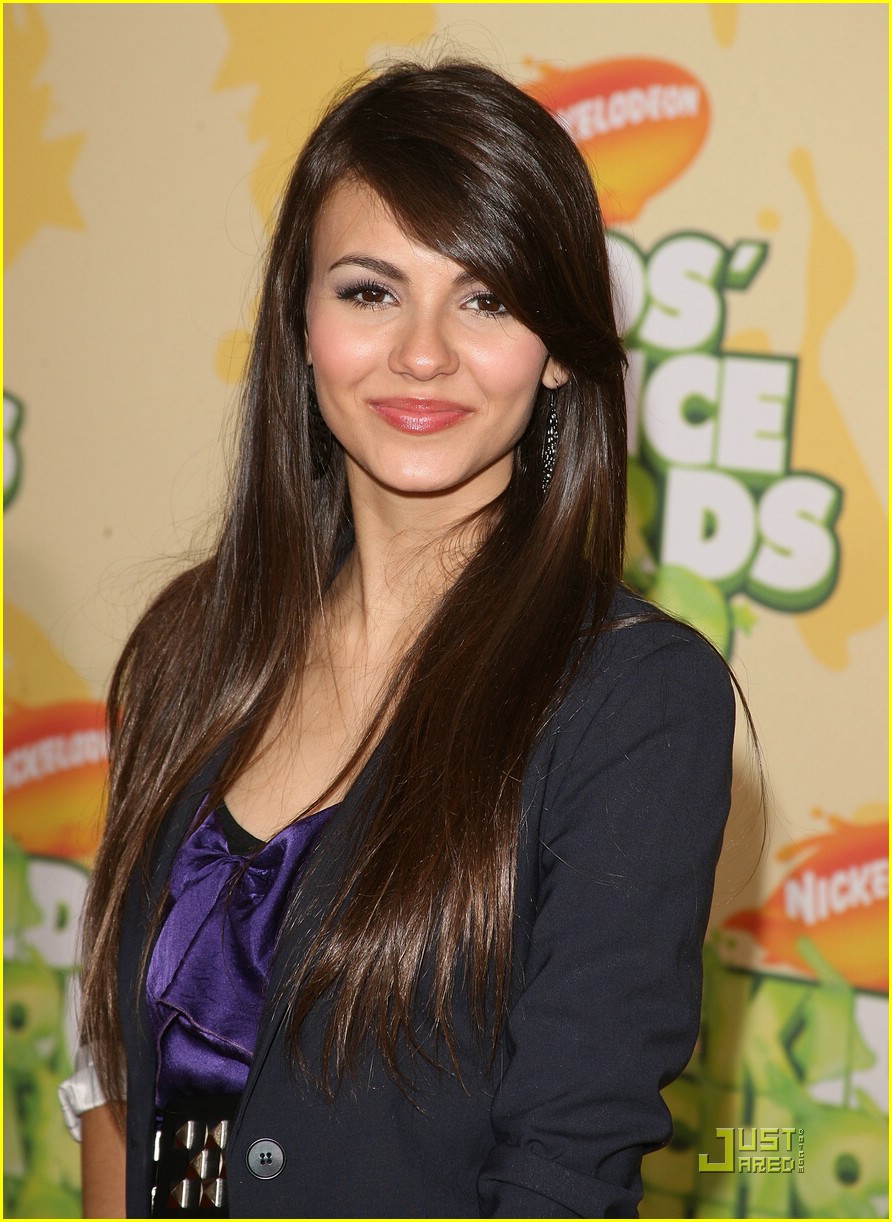 Victoria Justice - 2009 Kids' Choice Awards