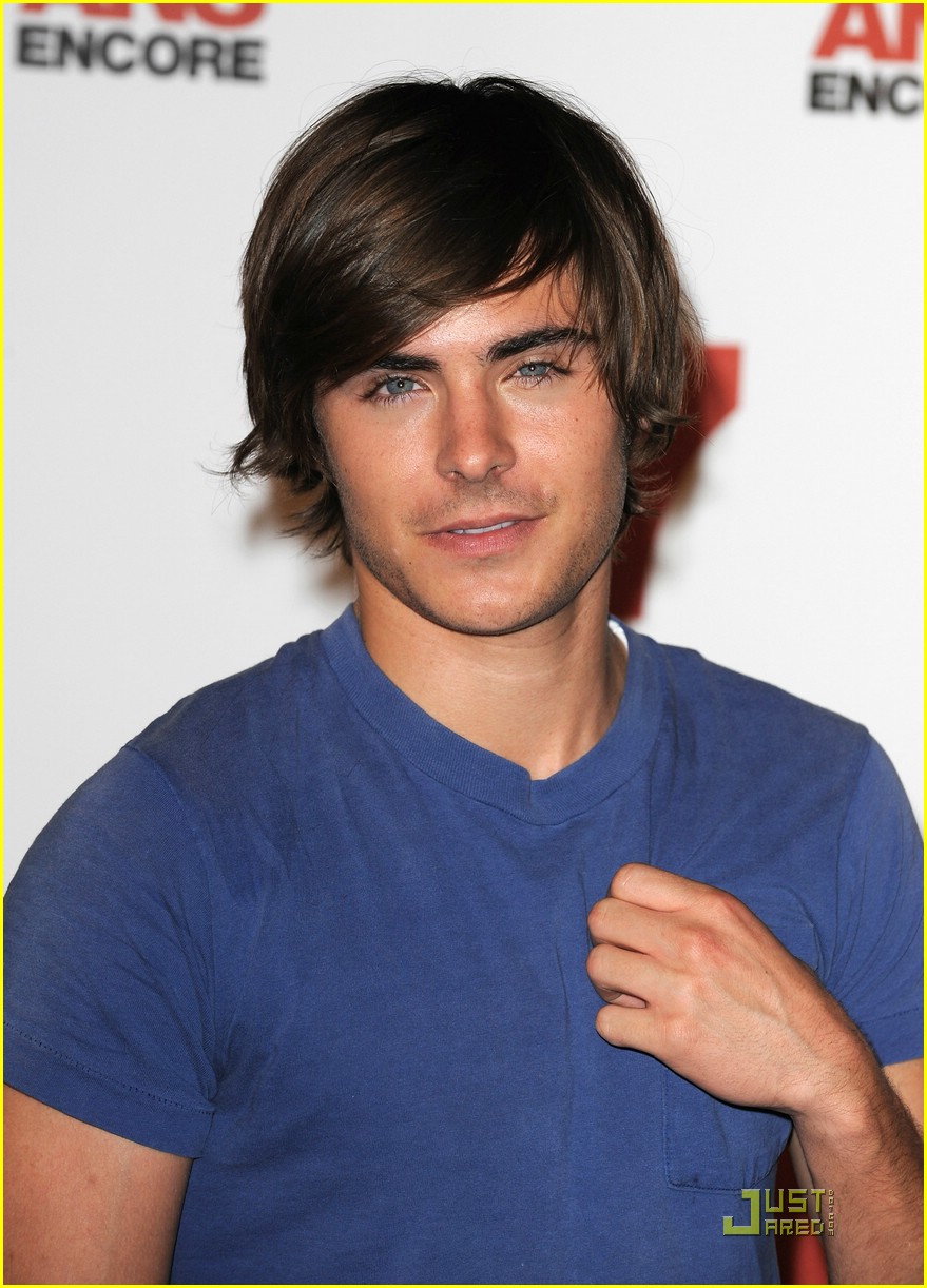 Zac Efron is Paris Polite