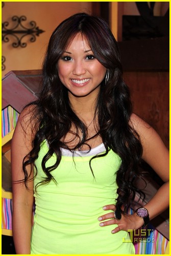 Brenda Song: Easter Egg Fun!