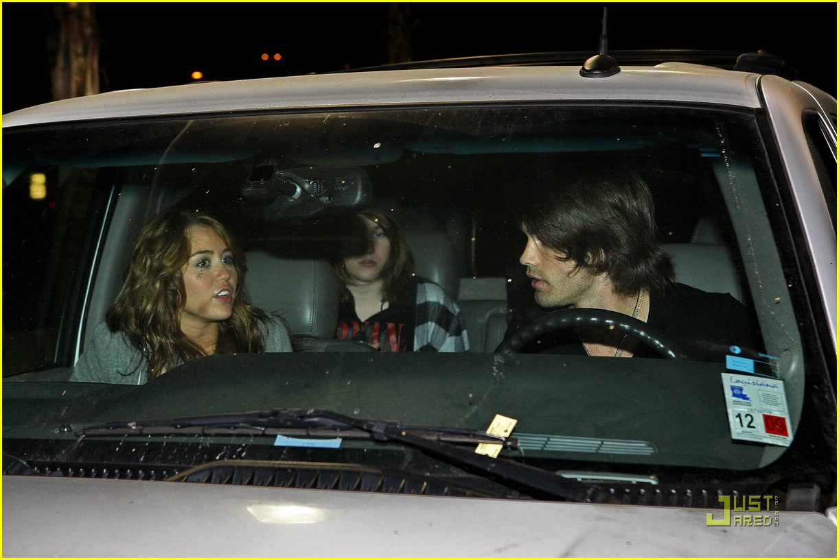 Miley Cyrus & Taylor Swift: P.F. Chang's Party