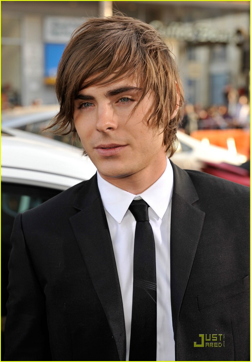Zac Efron Premieres 17 Again (And Again!)