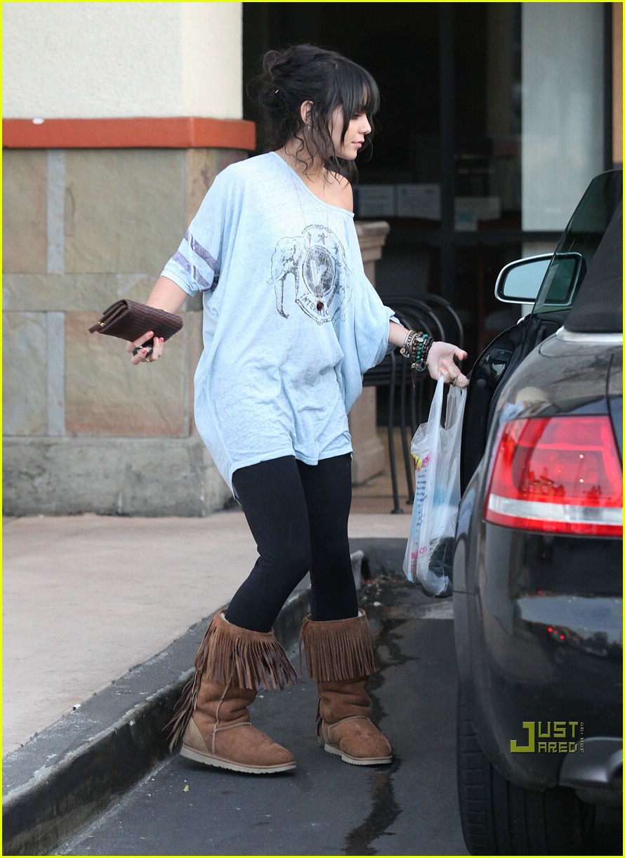 Vanessa Hudgens: Fringe Boot Beautiful