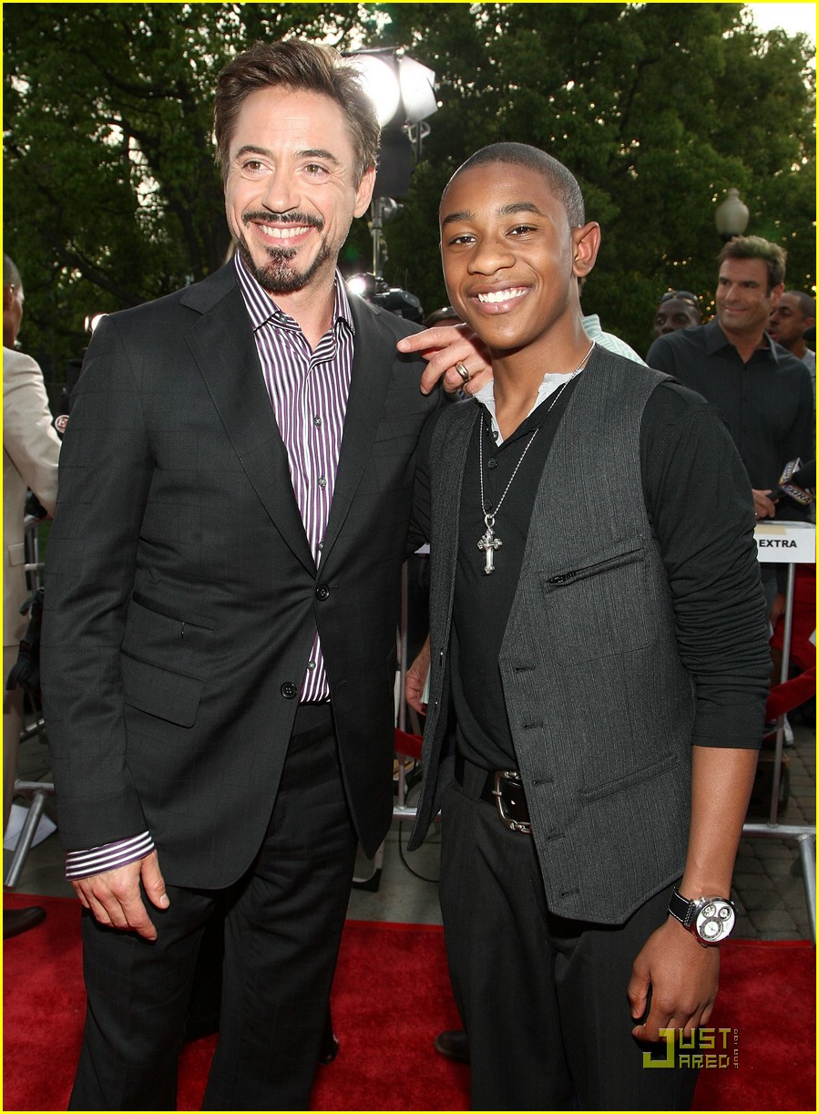Justin Martin Premieres 'The Soloist'