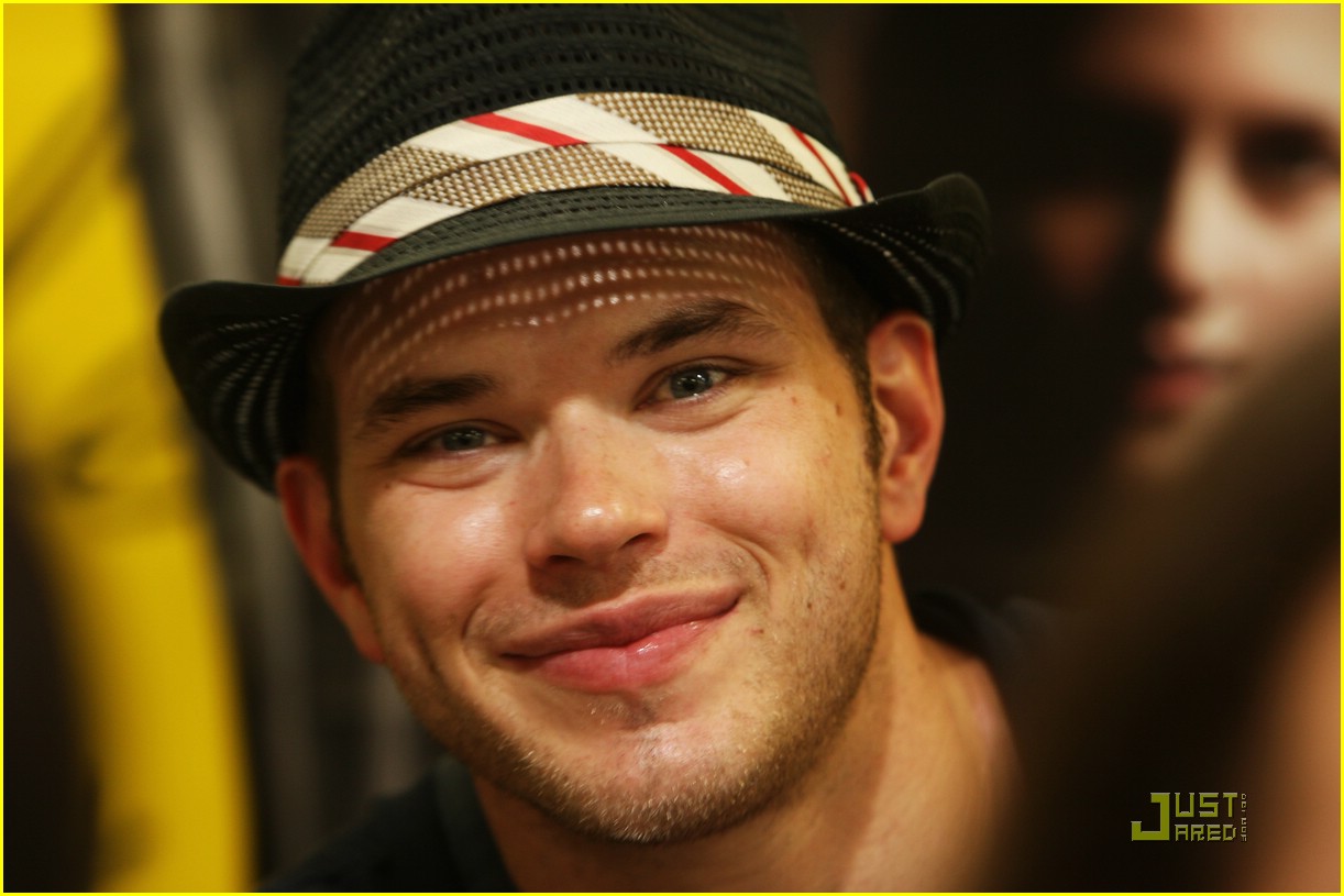 Kellan Lutz Has a 'Nightmare on Elm Street'