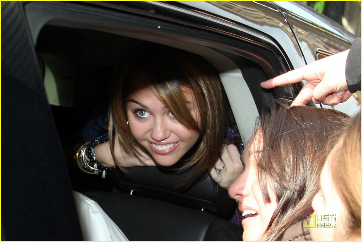 Miley Cyrus Dreams of Nick Jonas