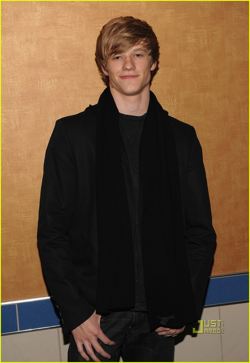 JustJaredJr.com Hannah Montana Screening!