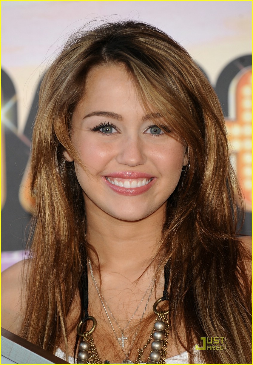 Miley Cyrus is Madrid Magical