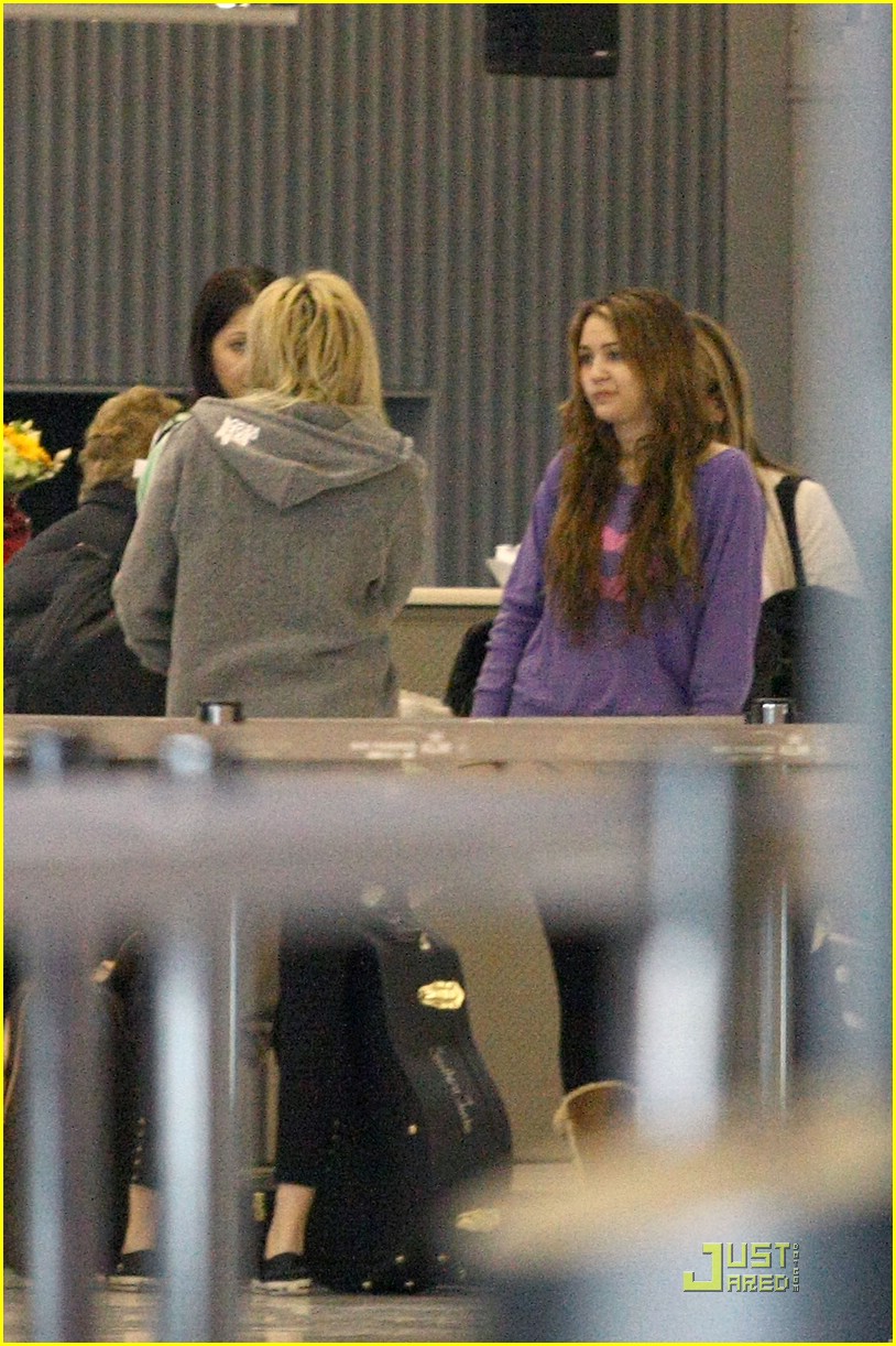 Miley Cyrus: Au Revoir Paris