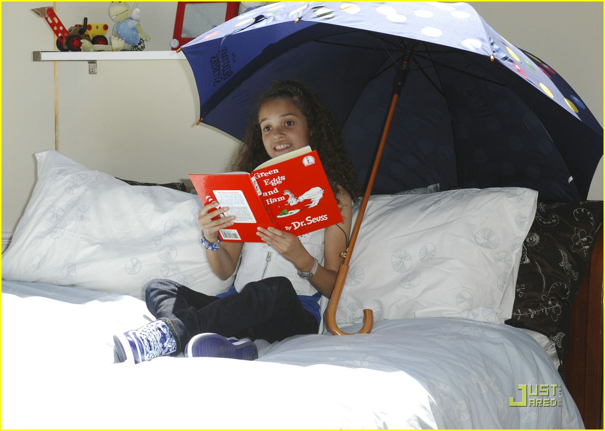 Milly & Becky Rosso Love To Read