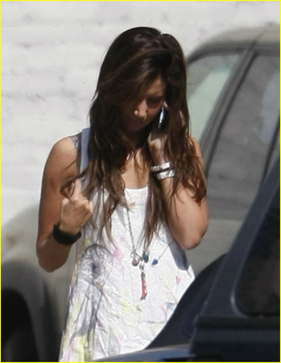 Ashley Tisdale is Coffee Bean Cute