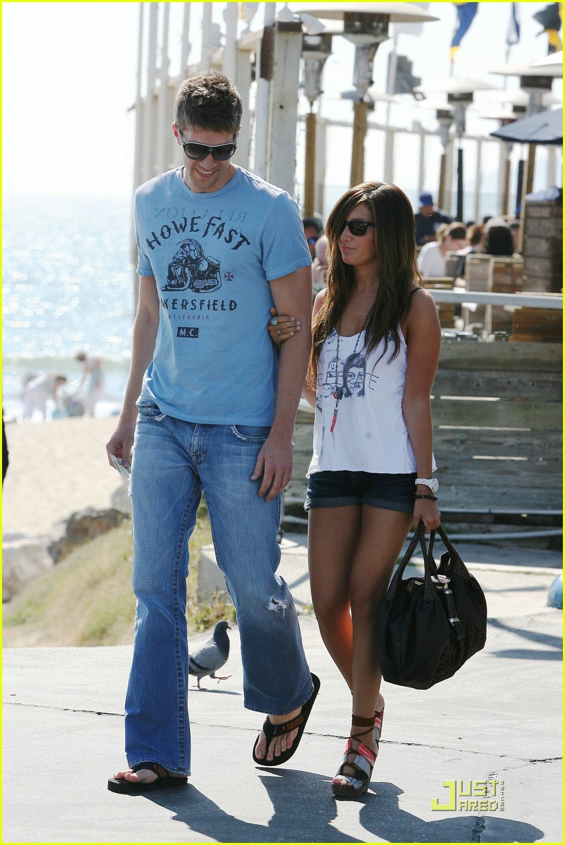 Ashley Tisdale & Scott Speer: Dating?