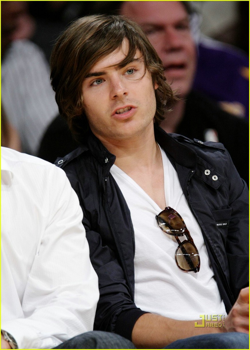 Zac Efron is a Lakers Lover