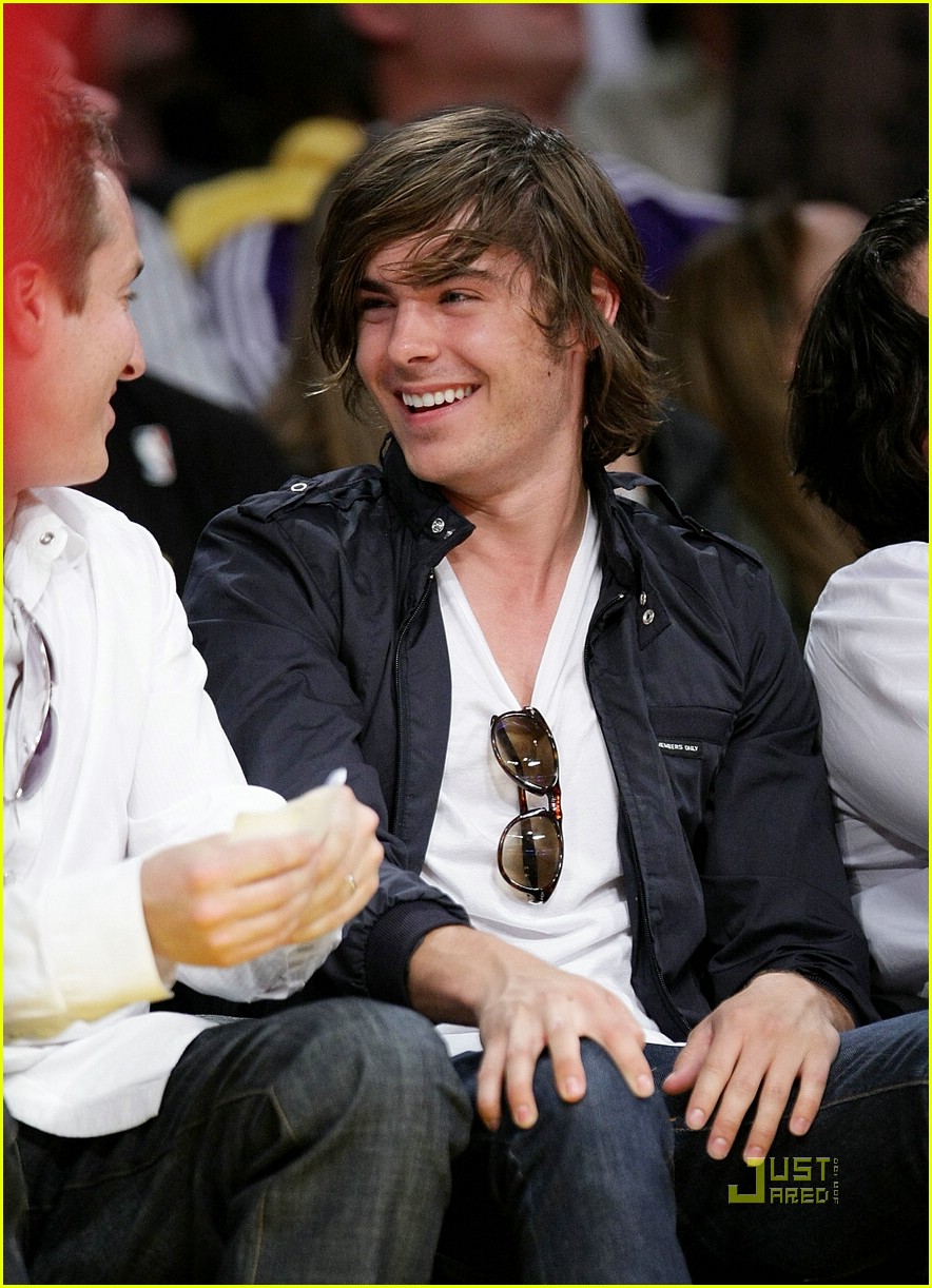 Zac Efron is a Lakers Lover