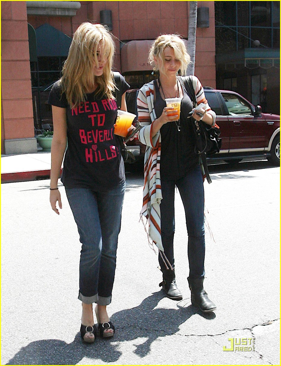 Aly & AJ Michalka are Anastacia Amazing