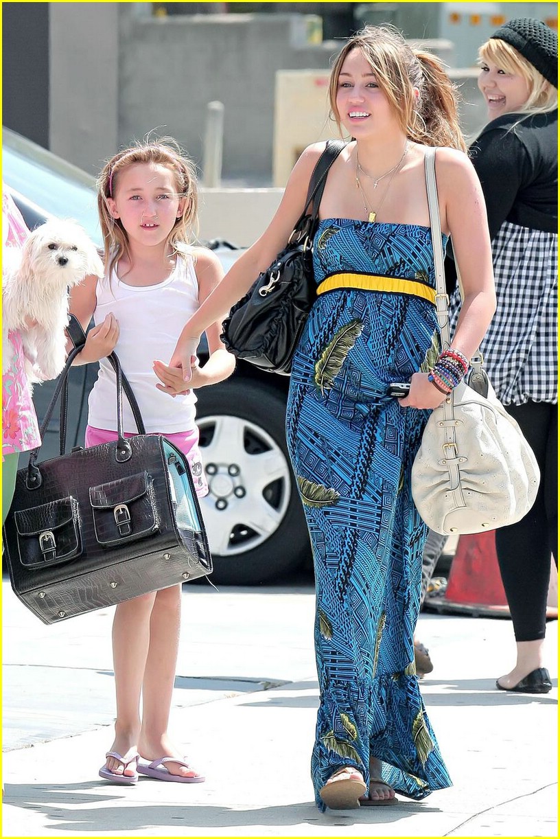 Miley Cyrus: Blue Dress Beauty